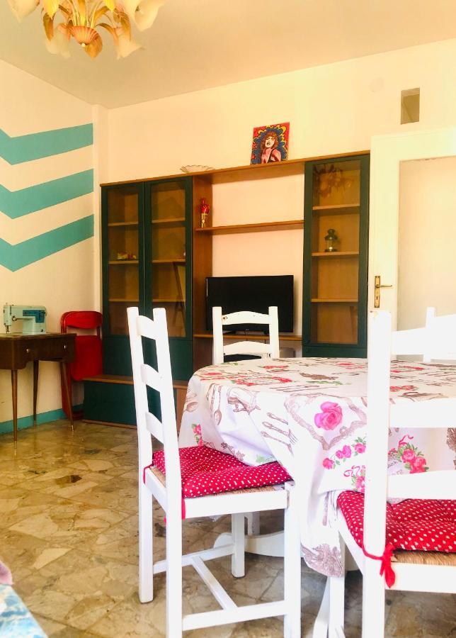 Peaceful Apartment 1 Minute Walk To The Beach Ventimiglia Exterior foto